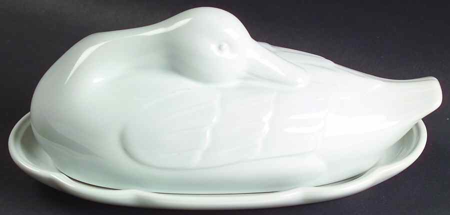 Centennial White 1/4 Lb Covered Butter by Noritake-1