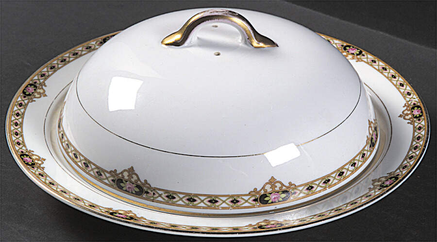 The Ceylon Muffin Dish & Lid by Noritake-1