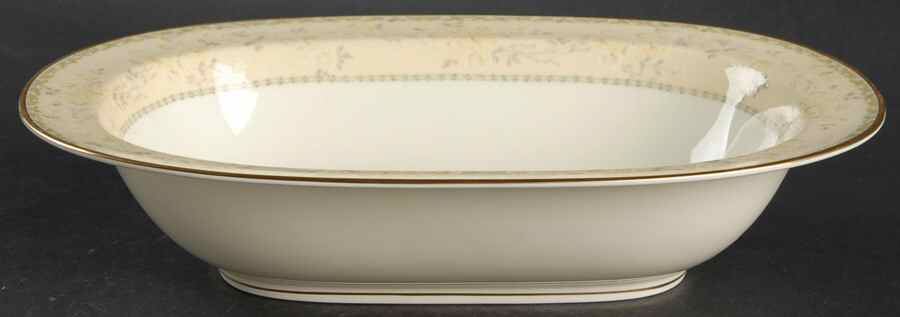 Chalfonte 10" Oval Vegetable Bowl by Noritake-1