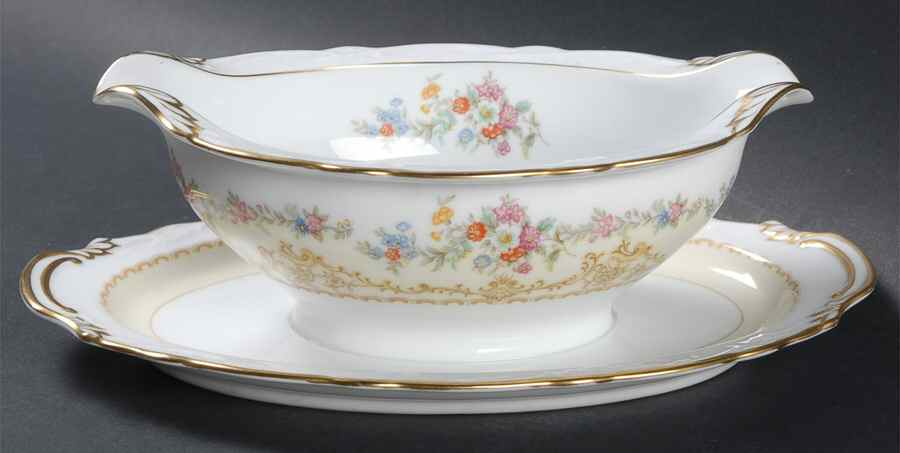 Chablis Gravy Boat with Attached Underplate by Noritake-1
