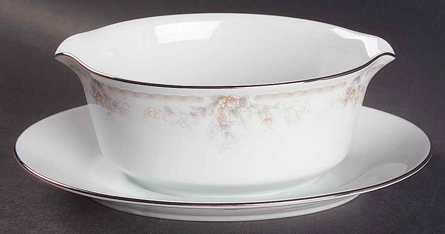 Chambray Gravy Boat with Attached Underplate by Noritake-1