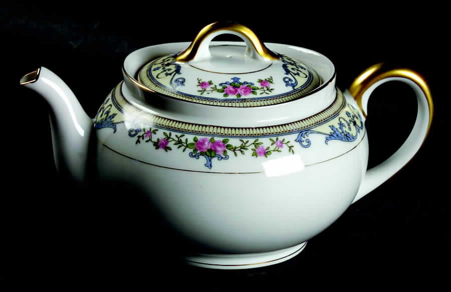 Chanlake Teapot & Lid by Noritake-1