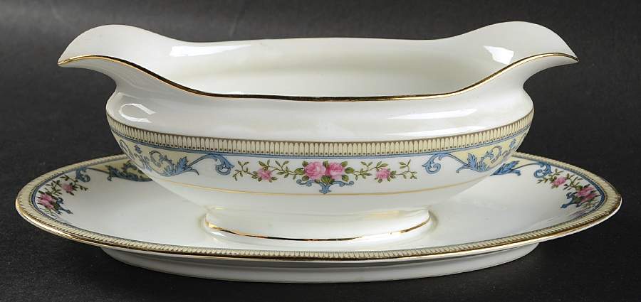Chanlake Gravy Boat with Attached Underplate by Noritake-1