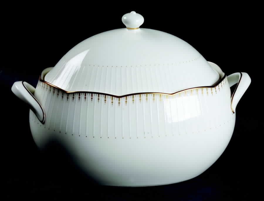 Chancellor Oval Covered Vegetable by Noritake-1