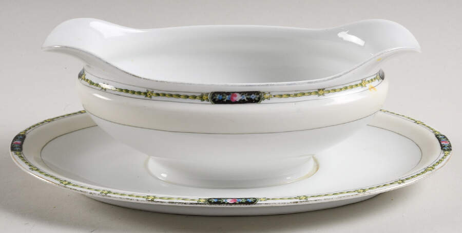 Chandova Gravy Boat with Attached Underplate by Noritake-1