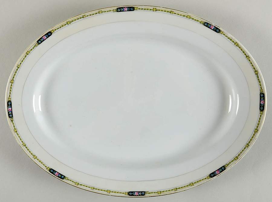 Chandova 13" Oval Serving Platter by Noritake-1