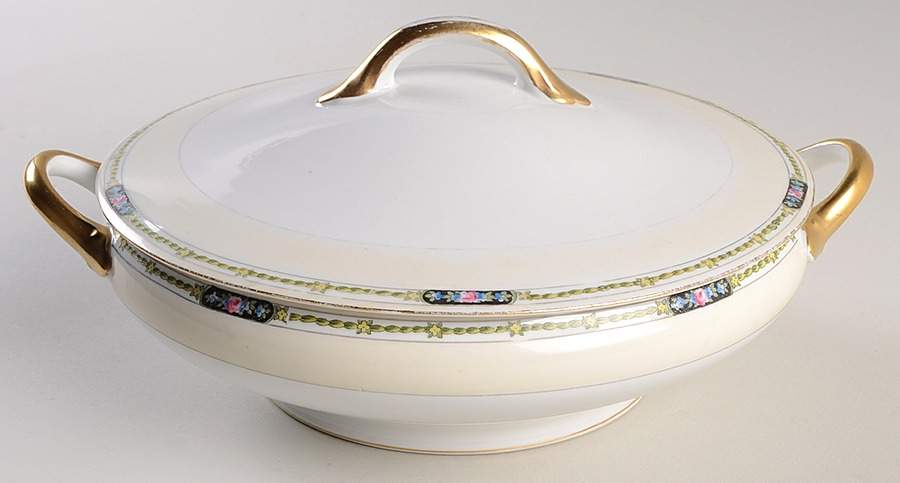 Chandova Round Covered Vegetable by Noritake-1