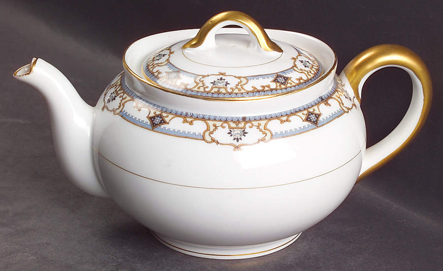 Chandella Teapot & Lid by Noritake-1