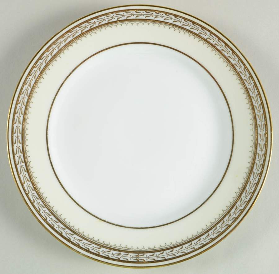 Chanfaire Luncheon Plate by Noritake-1
