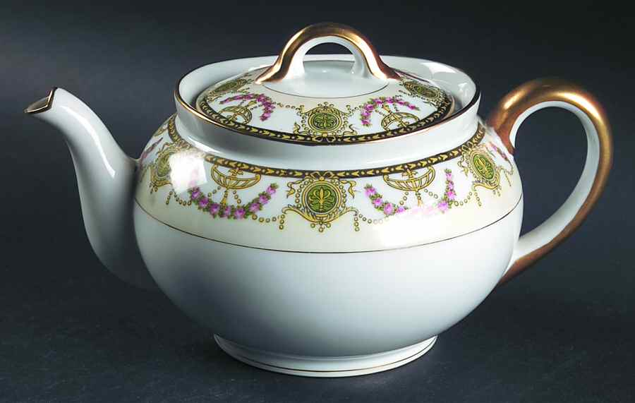 Chantaro Small Teapot & Lid by Noritake-1