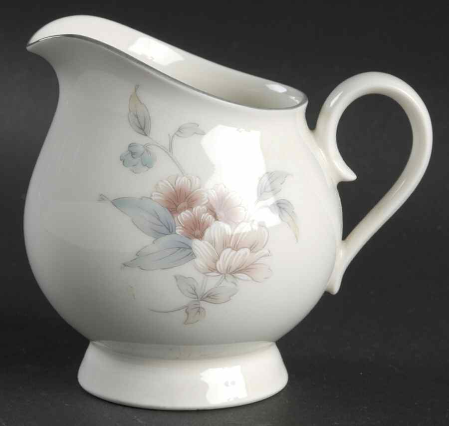 Chanteuse Creamer by Noritake-1