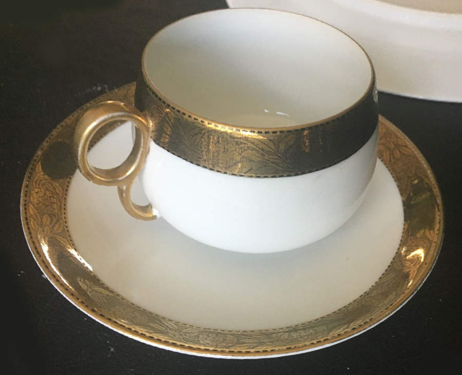 Chanway Footed Cup & Saucer Set by Noritake-1