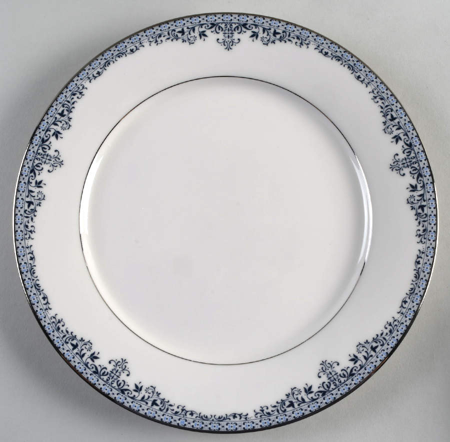 Charleston Dinner Plate by Noritake-1