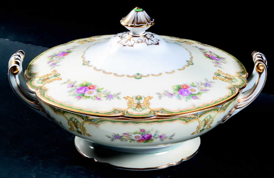 Chariton Round Covered Vegetable by Noritake-1