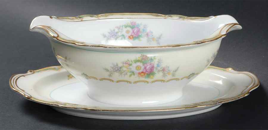 Chariton Gravy Boat with Attached Underplate by Noritake-1