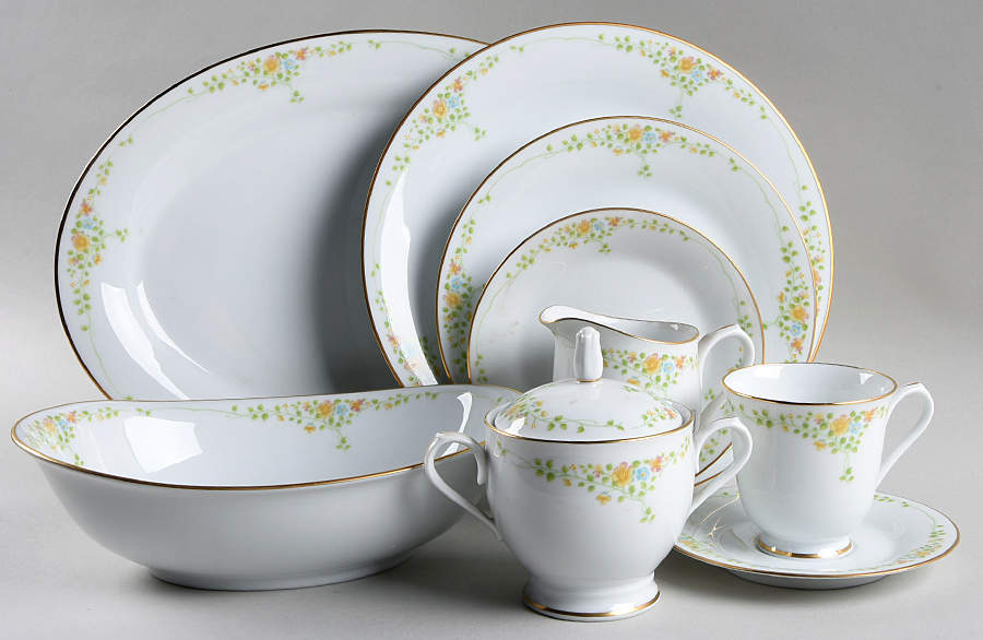 Charlene 45 Piece Starter Set by Noritake-1