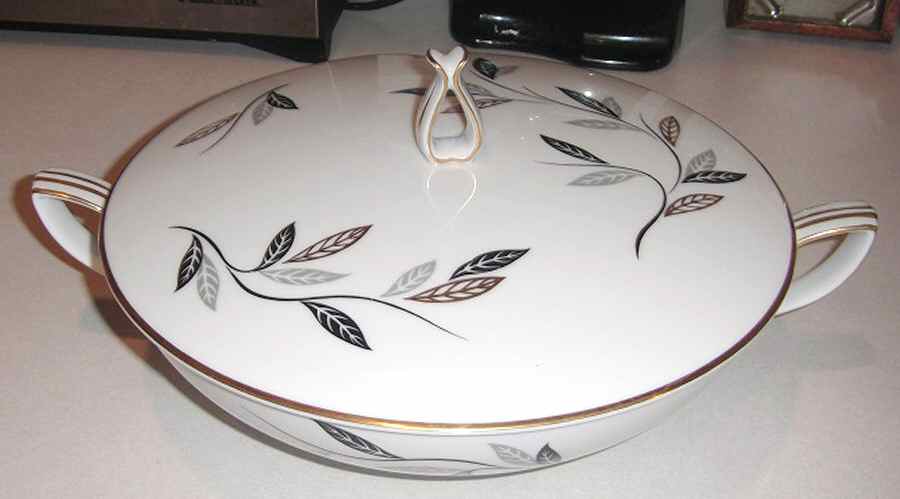 Charleroi Round Covered Vegetable by Noritake-1