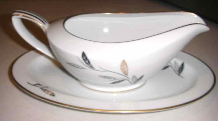 Charleroi Gravy Boat & Underplate by Noritake-1