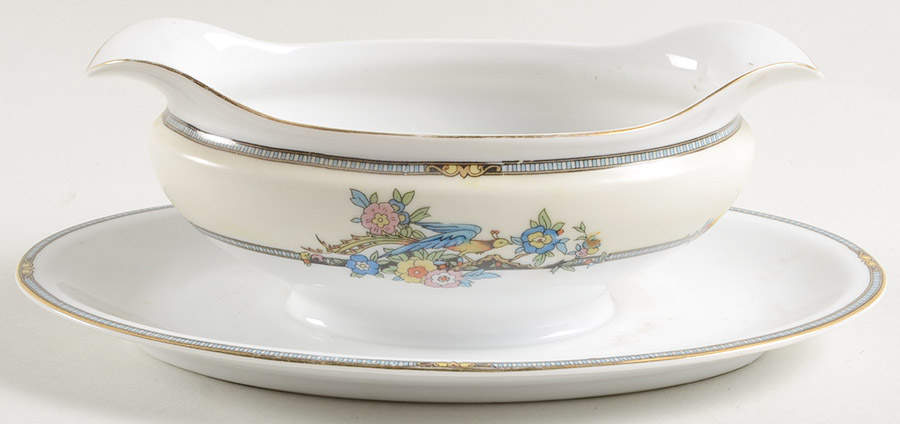 Charmeuse Gravy Boat with Attached Underplate by Noritake-1