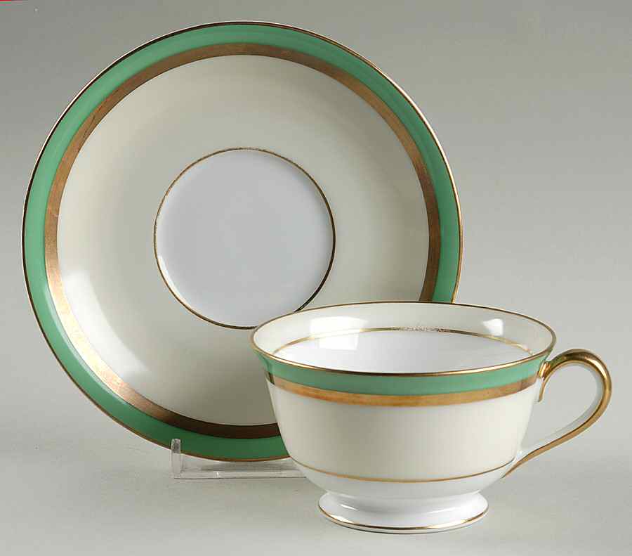 Chatfield Footed Cup & Saucer Set by Noritake-1
