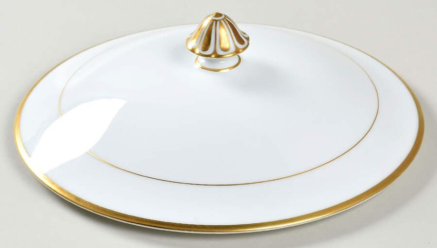 The Chaumont Lid for Round Vegetable by Noritake-1