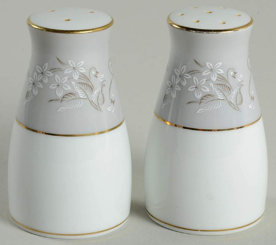 Chelsea Salt & Pepper Set by Noritake-1