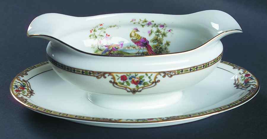 Chelsea Gravy Boat with Attached Underplate by Noritake-1