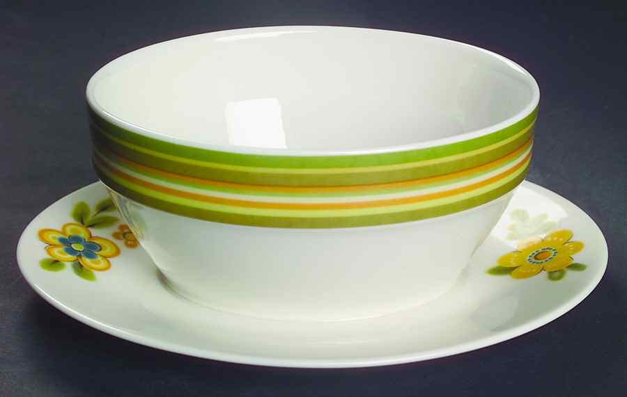 Chestnuthill Gravy Boat with Attached Underplate by Noritake-1