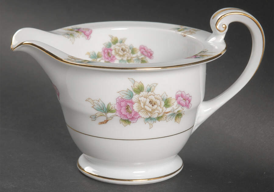 Chinapeony Creamer by Noritake-1