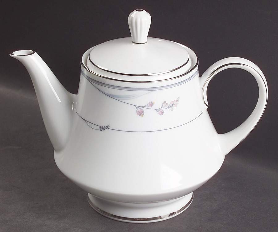 Chelsea Morn Teapot & Lid by Noritake-1