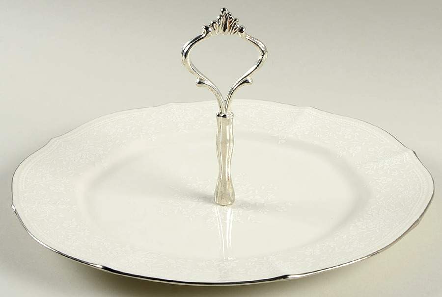 Chandon Platinum Round Serving Plate with Handle (DP) by Noritake-1