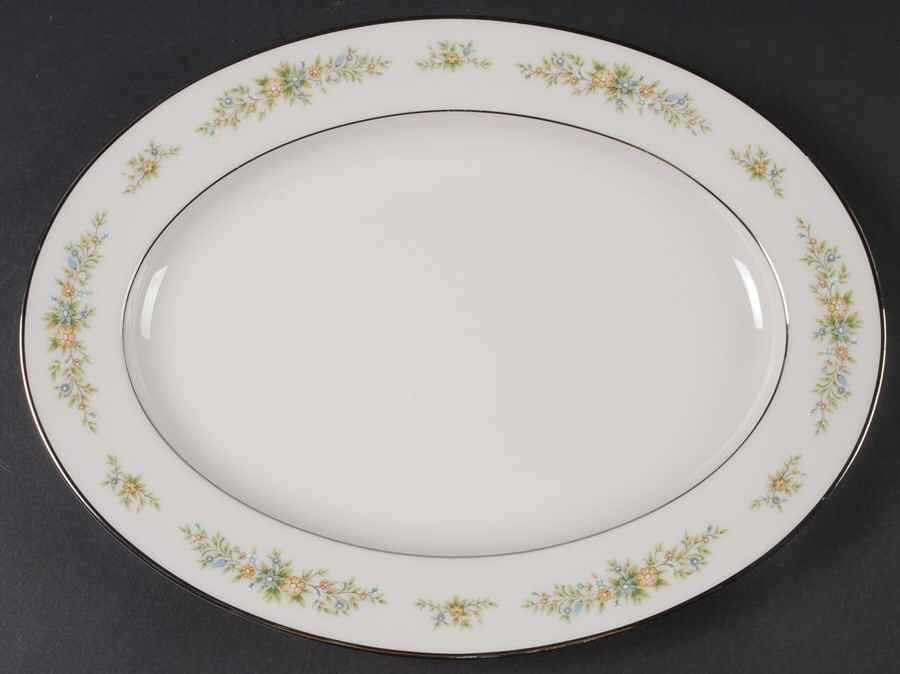 Christina 11" Oval Serving Platter by Noritake-1