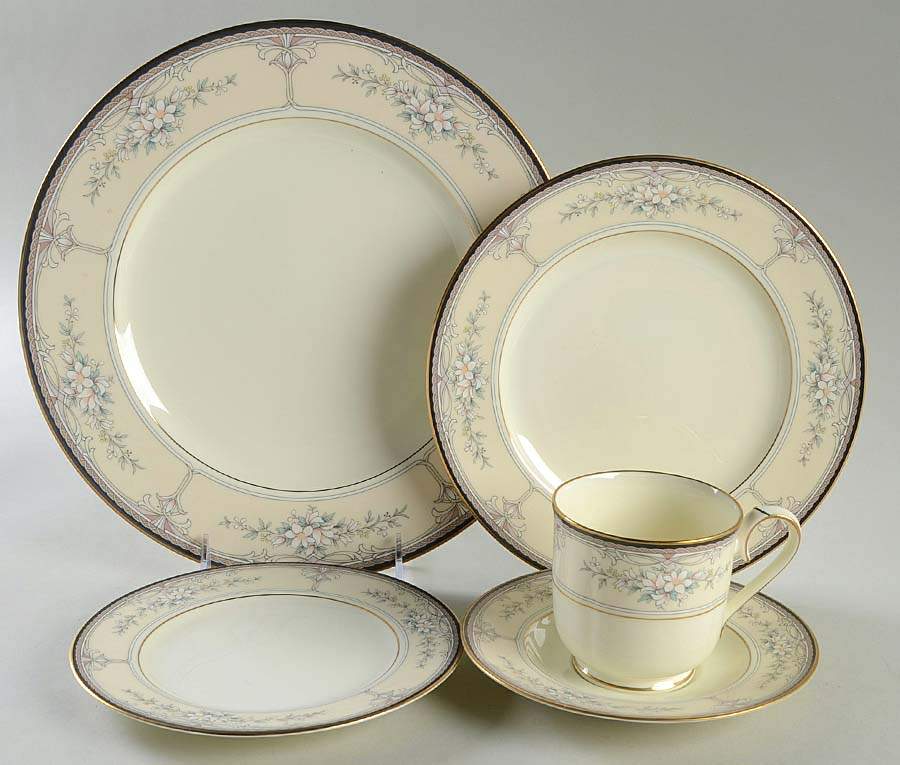 Churchill 5 Piece Place Setting by Noritake-1