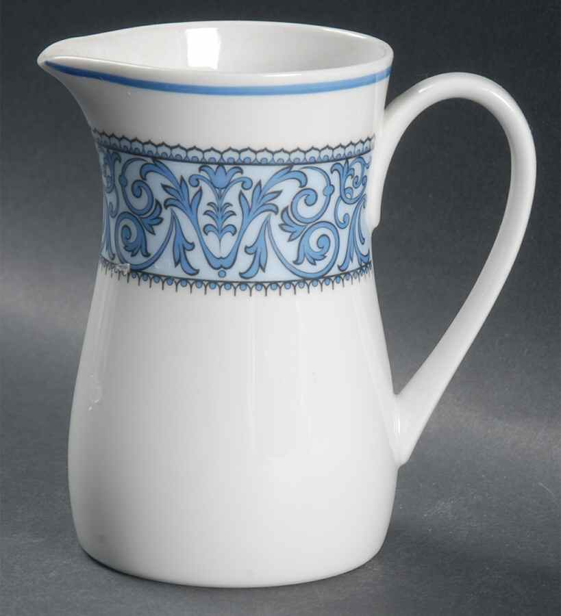 Cielito Lindo Creamer by Noritake-1