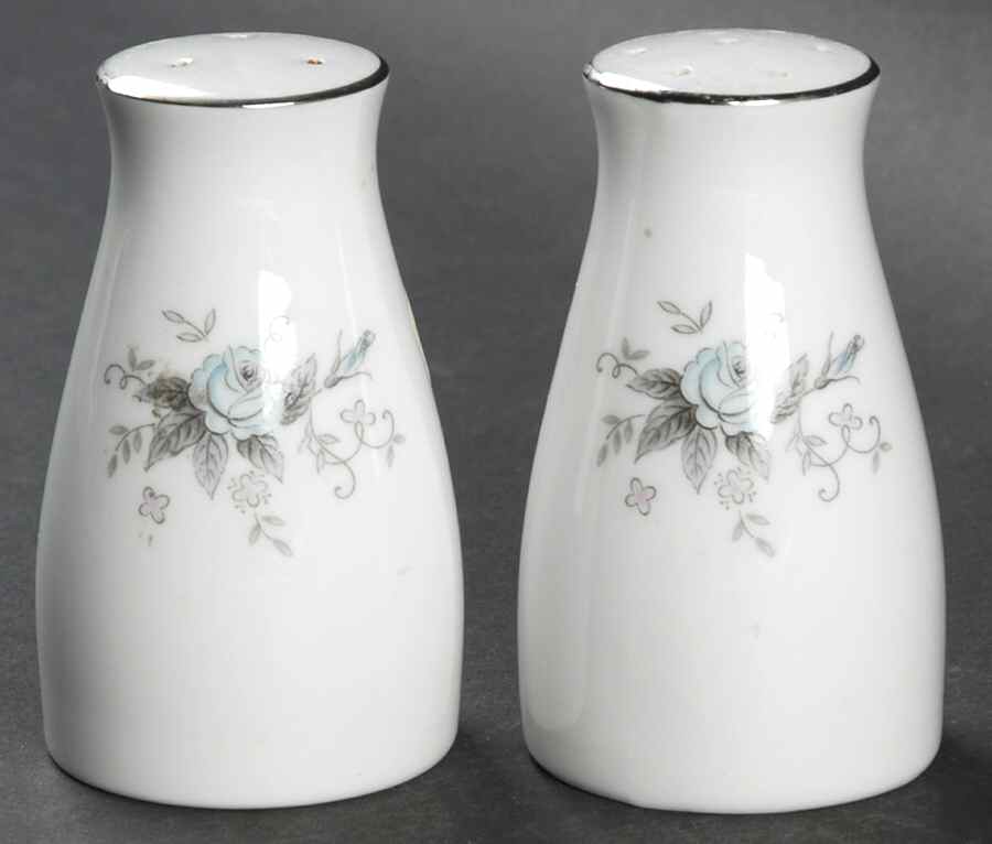 Cimmaron Salt & Pepper Set by Noritake-1
