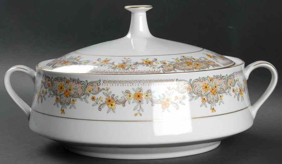 Clara Round Covered Vegetable by Noritake-1