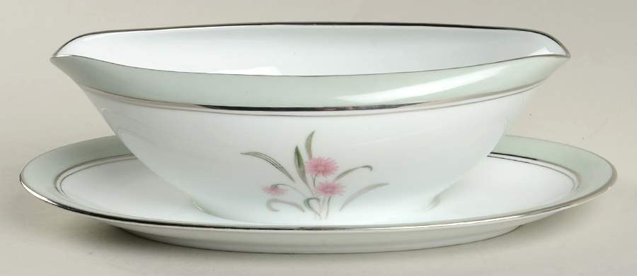 Clarabell Gravy Boat with Attached Underplate by Noritake-1