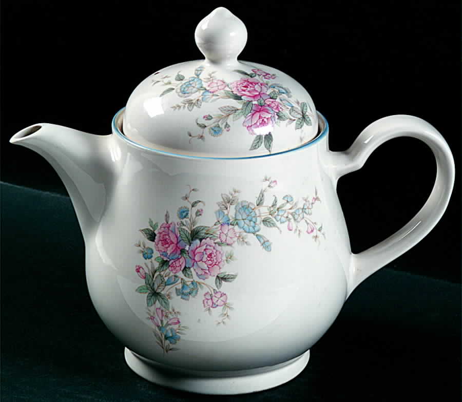 Claremont Tea/Coffee Pot & Lid by Noritake-1