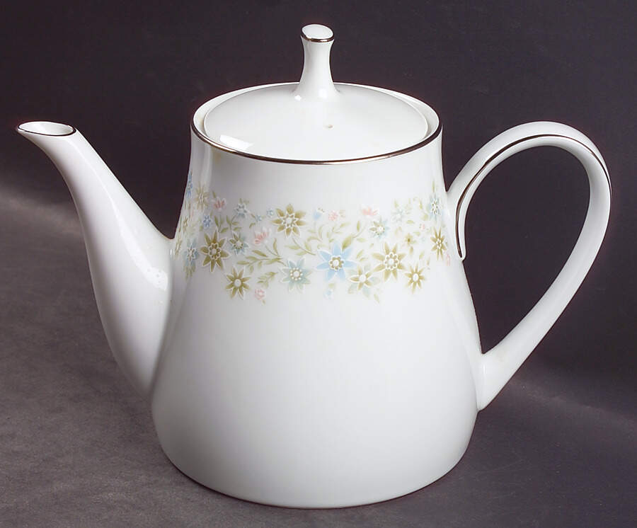 Clarinda Teapot & Lid by Noritake-1