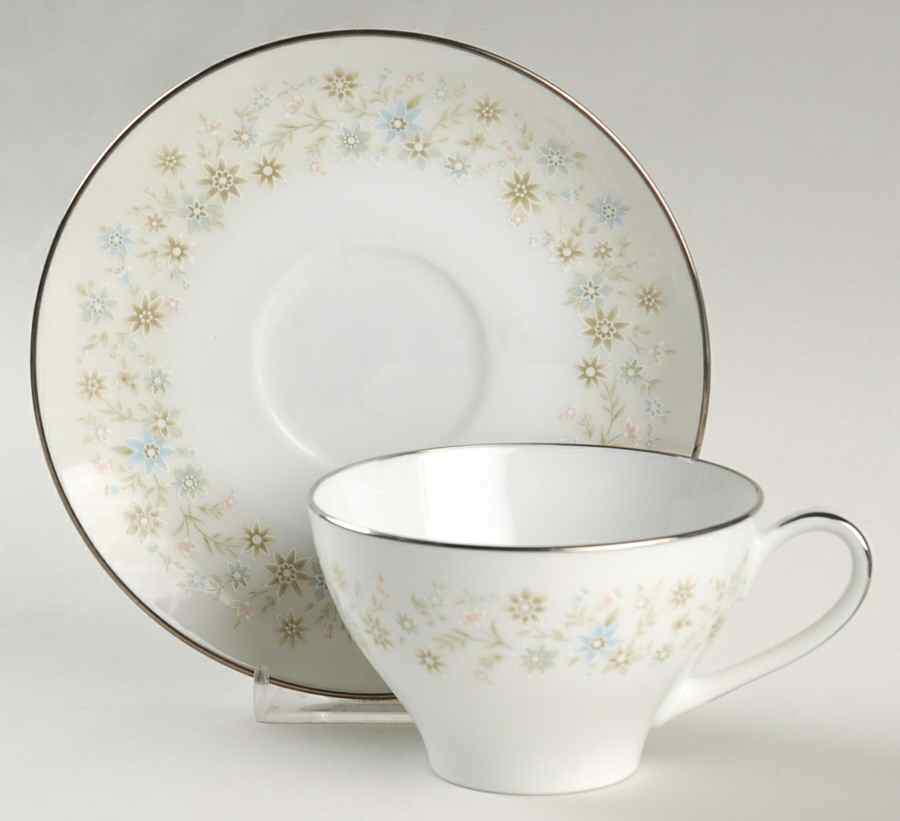 Clarinda Flat Cup & Saucer Set by Noritake-1