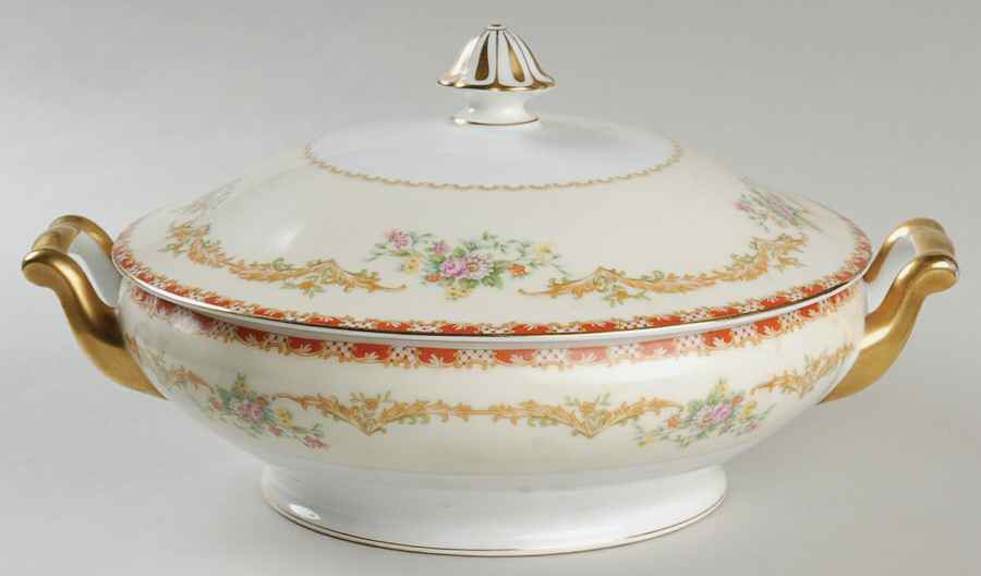 Claudette Round Covered Vegetable by Noritake-1