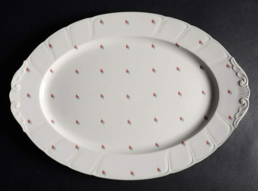 Claudette 14" Oval Serving Platter by Noritake-1
