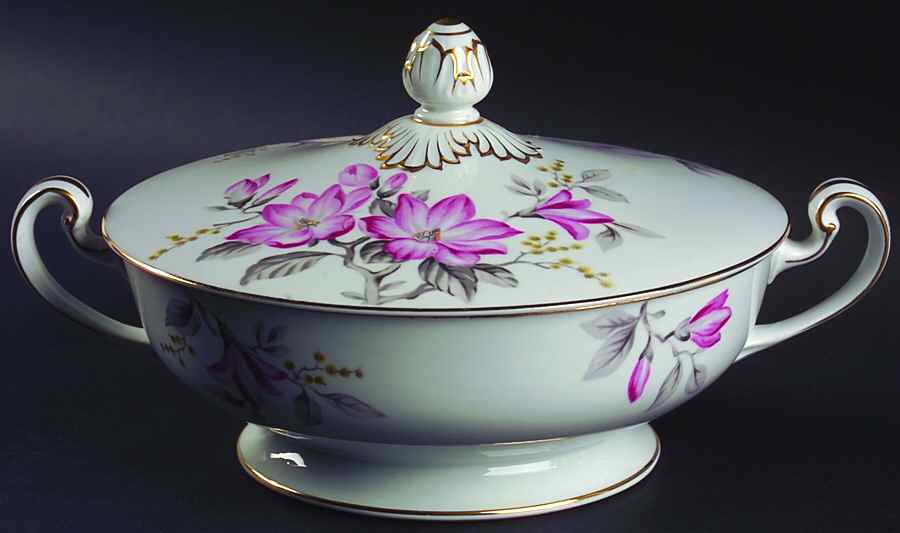 Clayton Round Covered Vegetable by Noritake-1