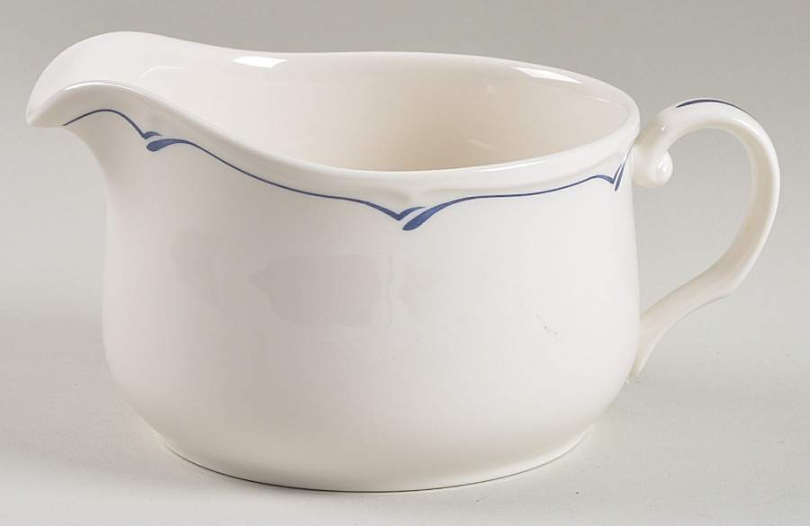 Clearlake Round Gravy Boat by Noritake-1