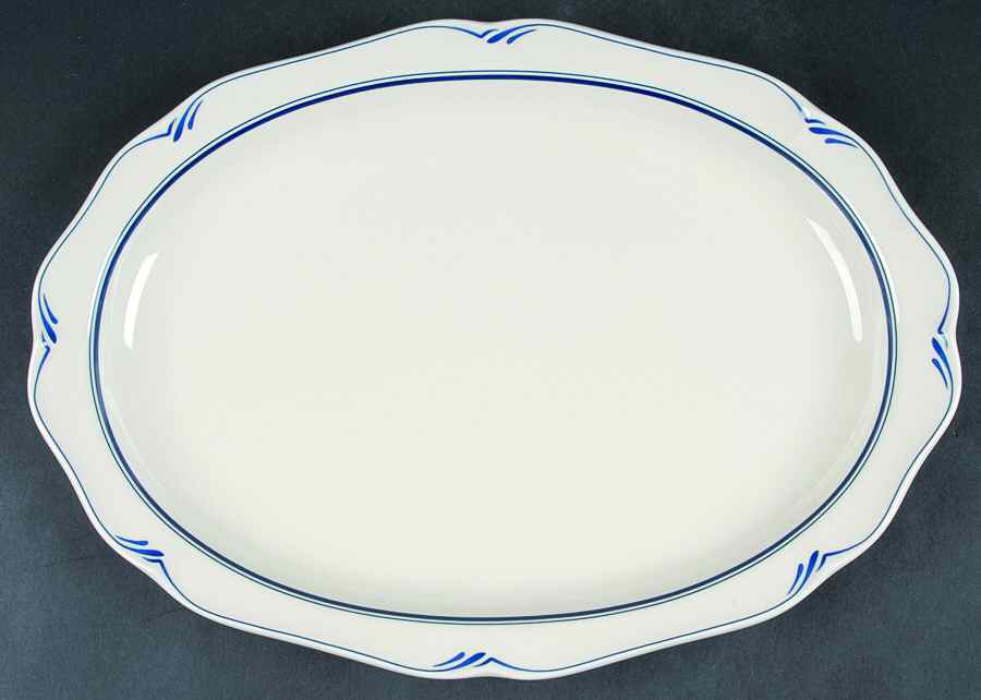 Clearlake 14" Oval Serving Platter by Noritake-1