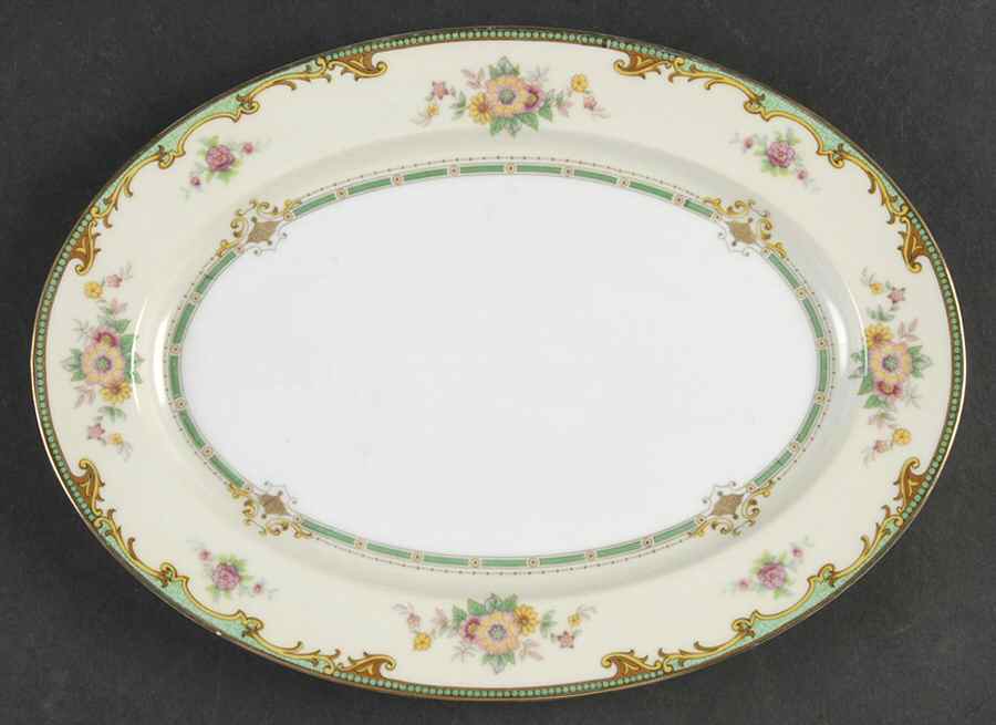 Clintonia 10" Oval Serving Platter by Noritake-1