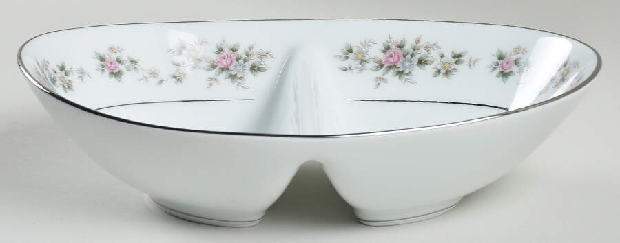 Closter 10" Oval Divided Vegetable Bowl by Noritake-1