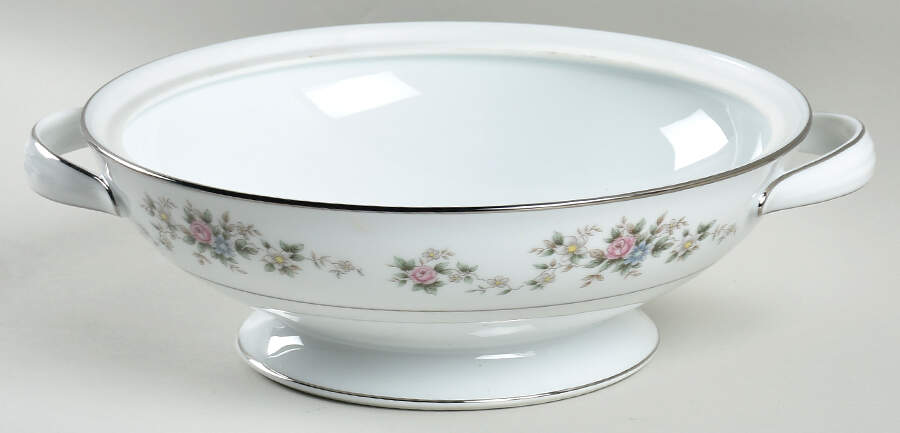 Closter Round Vegetable No Lid by Noritake-1