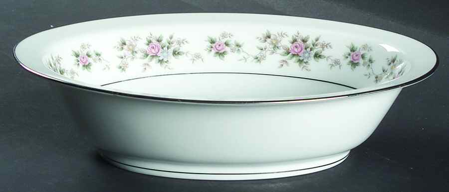 Closter 9" Oval Vegetable Bowl by Noritake-1