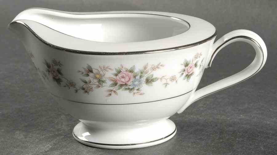 Closter Creamer by Noritake-1